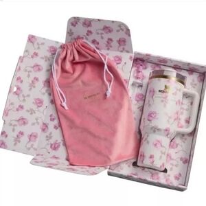 40oz Stanley x LoveShackFancy Quencher - Ribbon Rosa 🎀